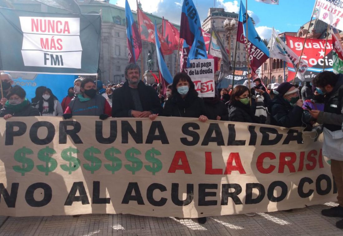 Convocan marcha a Plaza de Mayo en rechazo al pago al FMI